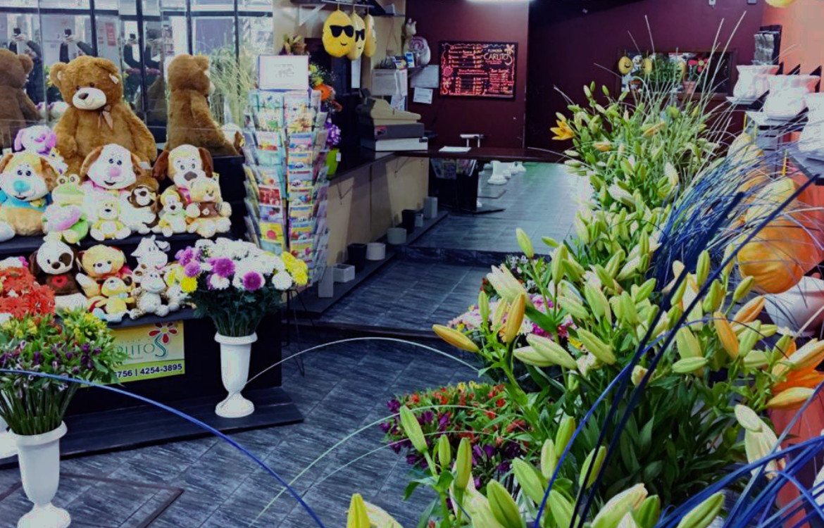 Amplio surtido en ramos y arreglos florales
